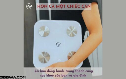 Cân sức khoẻ điện tử thông minh đo tới 18 chỉ số